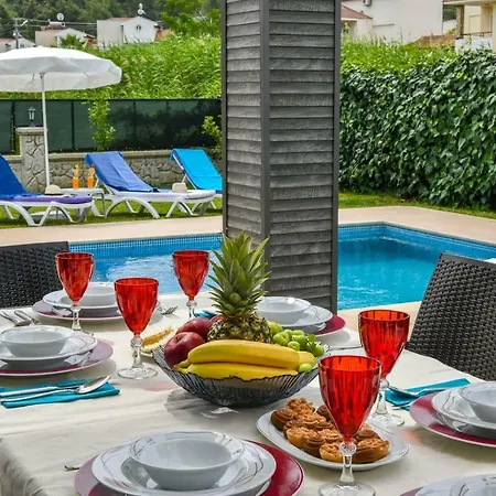 Buket - Calis Beach Holiday With Private Pool * Фетхие