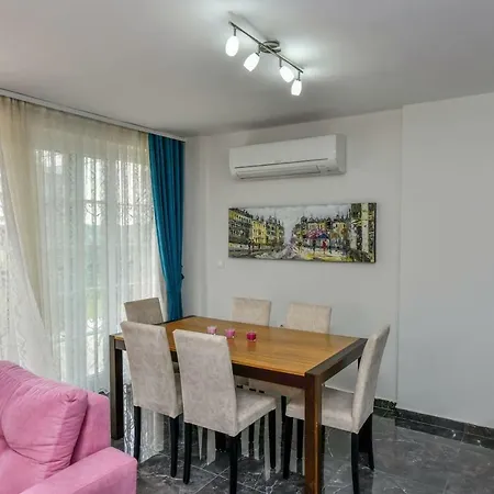 Buket - Calis Beach Holiday With Private Pool Willa *