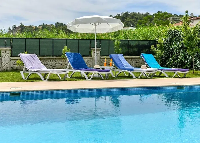 Buket - Calis Beach Holiday With Private Pool Villa Fethiye