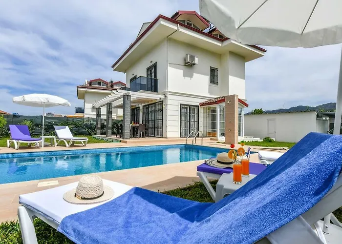 Villa Buket - Calis Beach Holiday With Private Pool Fethiye