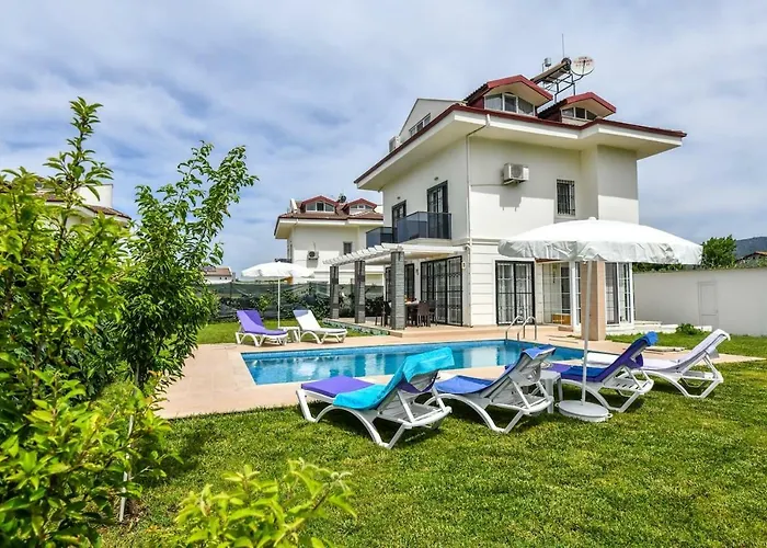 Buket - Calis Beach Holiday With Private Pool Vila Fethiye