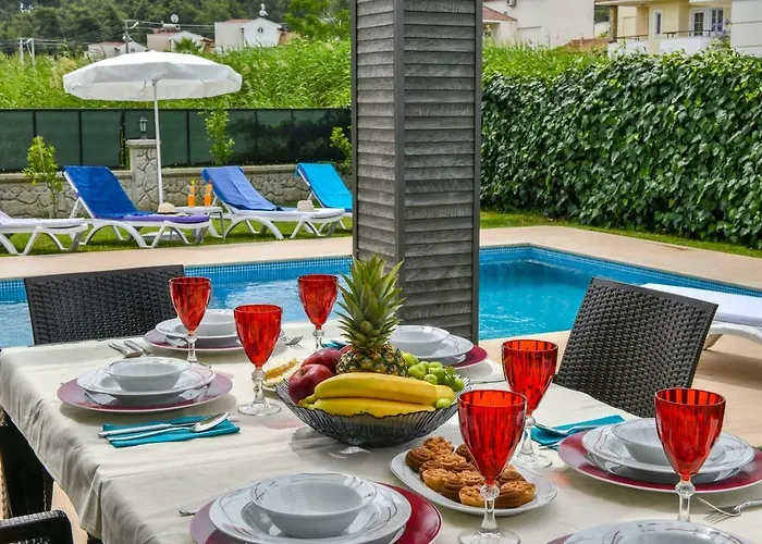 Buket - Calis Beach Holiday With Private Pool * Fethiye