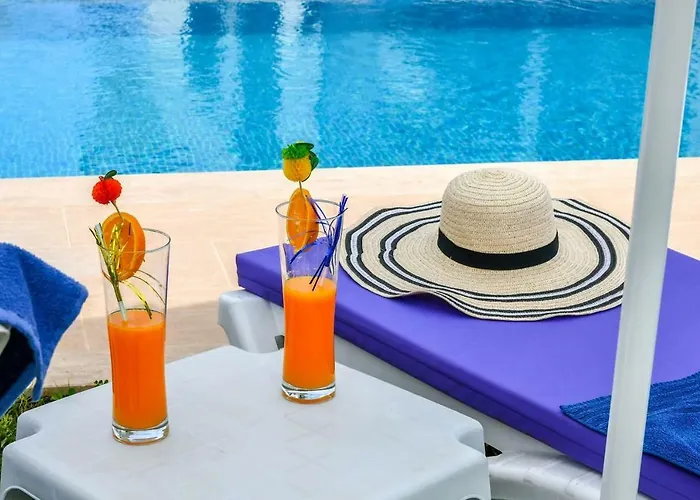 Villa Buket - Calis Beach Holiday With Private Pool