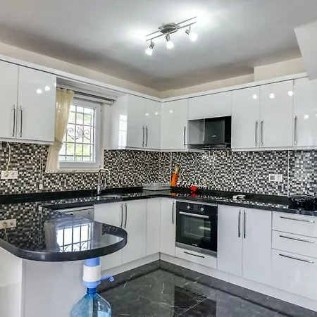 Buket - Calis Beach Holiday With Private Pool Willa *