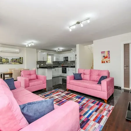 Buket - Calis Beach Holiday With Private Pool Willa *